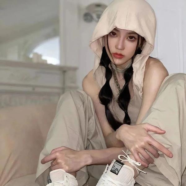 竞争对手封面