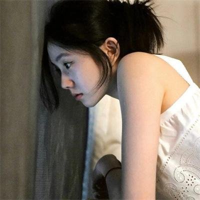 谁的青春不迷茫封面